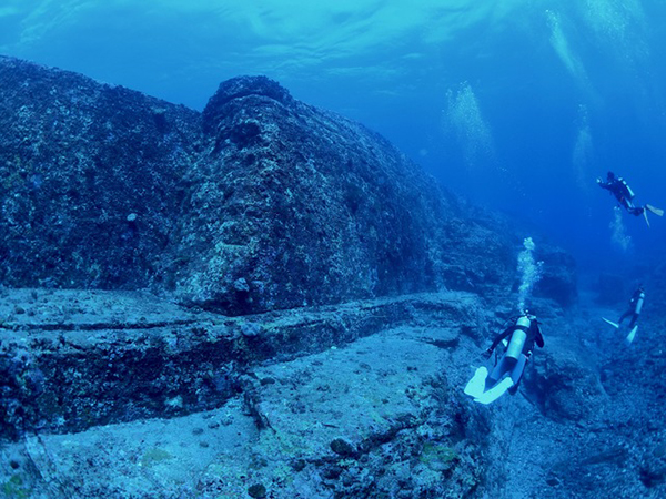 海底遺跡
