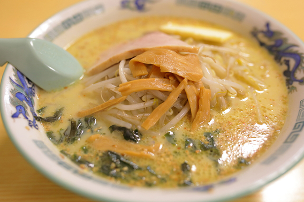 青森味噌カレー牛乳ラーメン